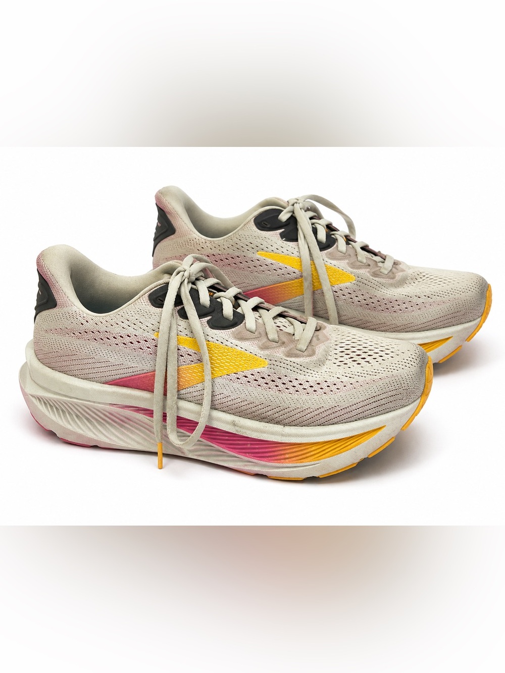 Brooks Ghost 17 Gray Yellow Pink Running Shoes Women’s 9.5 Wide Athletic Walking